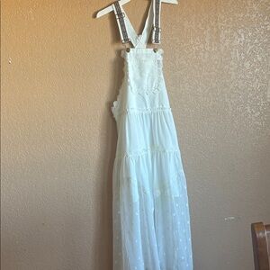 Chic White Lace Maxi Dress